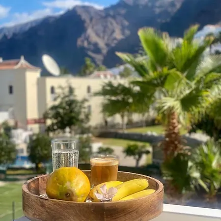 Hibisco * بويرتو دي سانتياغو